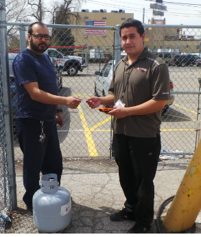 Truck Rental Agency «U-Haul Moving & Storage at Expressway», reviews and photos, 801 Harlem Ave, Forest Park, IL 60130, USA