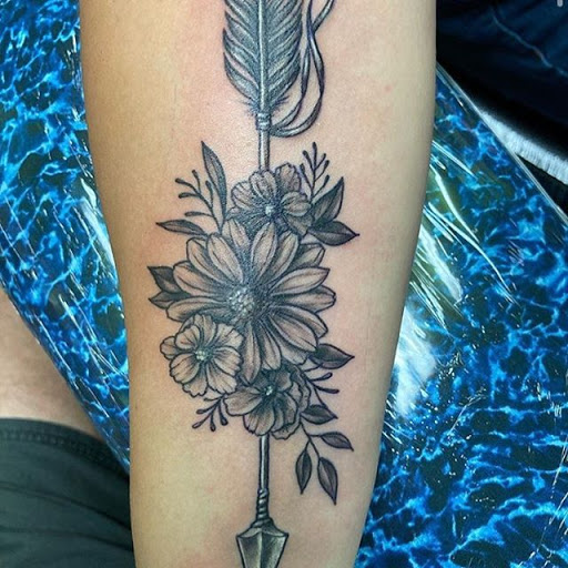 Tattoo Shop «Tattoo Tech», reviews and photos, 5350 N Springboro Pike, Moraine, OH 45439, USA