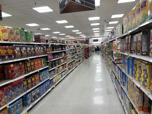 Grocery Store «Schnucks», reviews and photos, 109 N Mattis Ave, Champaign, IL 61821, USA