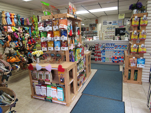 Kennel «Country Lane Pet Hotel & Pet Supplies», reviews and photos, 1075 3rd St, North Versailles, PA 15137, USA