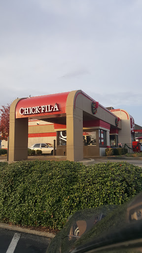 Fast Food Restaurant «Chick-fil-A», reviews and photos, 2014 McFarland Blvd E, Tuscaloosa, AL 35404, USA
