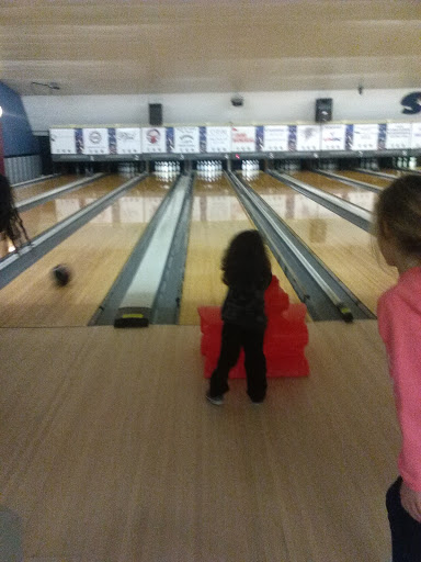 Bowling Alley «Star Lanes - Sandusky», reviews and photos, 2097 Cleveland Rd W, Sandusky, OH 44870, USA
