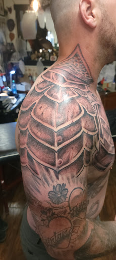 Explore amore tattoo ideas, creative tattoo ideas in Lakewood, available at Union Ave Tattoo Company