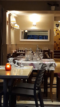 Atmosphère du Restaurant Du Thym à l'Ail à Bandol - n°6