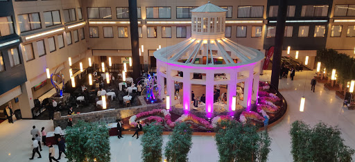 Shopping Mall «Ridgeway Shopping Center», reviews and photos, 2233 Summer St, Stamford, CT 06905, USA