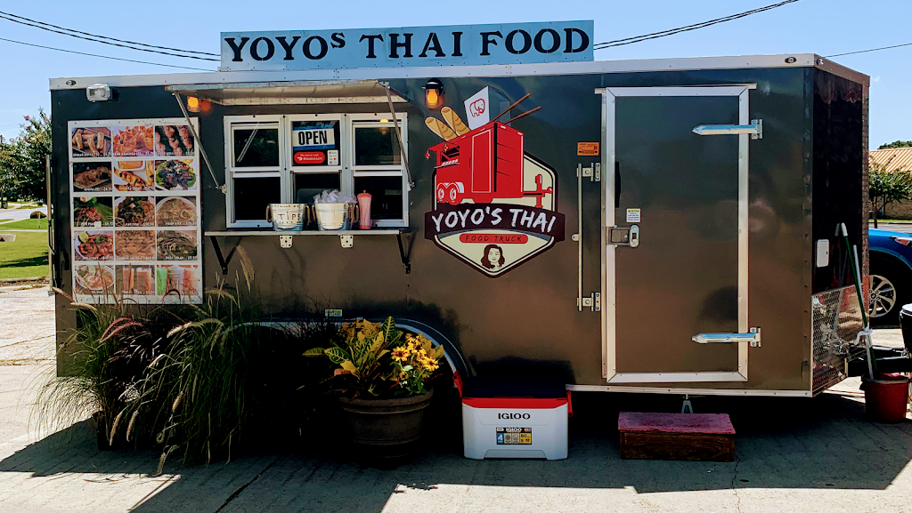 Yoyo's Thai Food Truck 32579