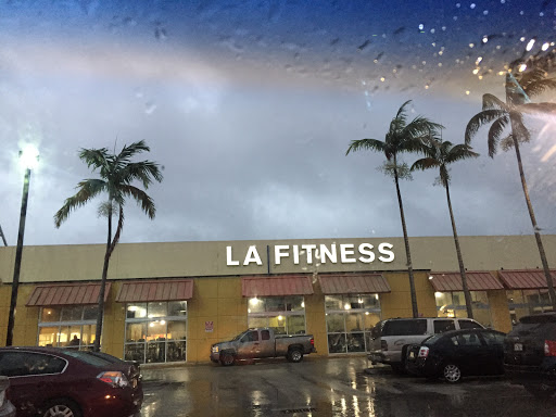 Gym «LA Fitness», reviews and photos, 1901 W 39th St, Hialeah, FL 33012, USA