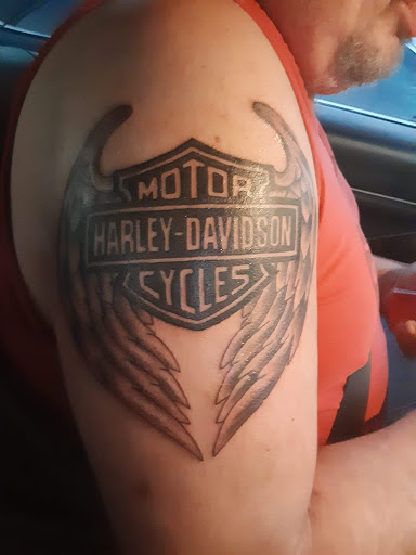 Tattoo Shop «Pork Chop», reviews and photos, 1356 James Jones Ave, Florence, SC 29505, USA