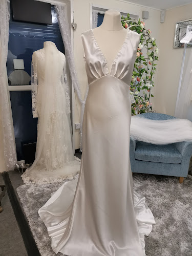 Sew-Quick Alterations - Wedding & Bridesmaid Dress Maker | Clothing Repair & Restyle Service - Northampton