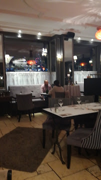 Atmosphère du Restaurant La Fraternité - Café Français à Mâcon - n°10