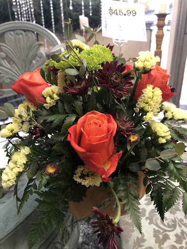 Florist «Dynamic Flowers of Royal Oak», reviews and photos, 3221 N Main St, Royal Oak, MI 48073, USA