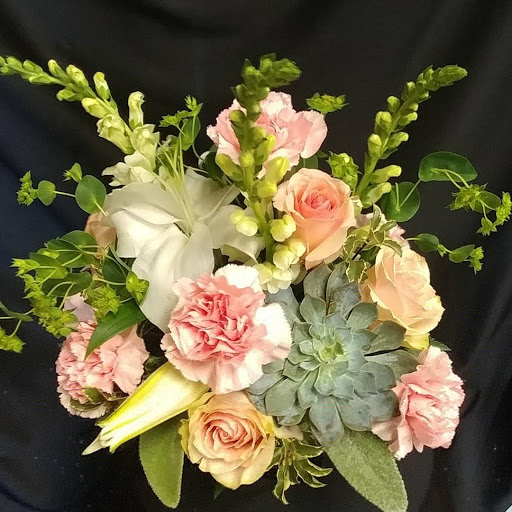 Florist «Mills & Young Florists», reviews and photos, 7122 Dixie Hwy, Louisville, KY 40258, USA
