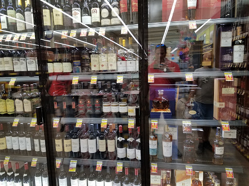 Grocery Store «Jewel-Osco», reviews and photos, 145 S Eastwood Dr, Woodstock, IL 60098, USA