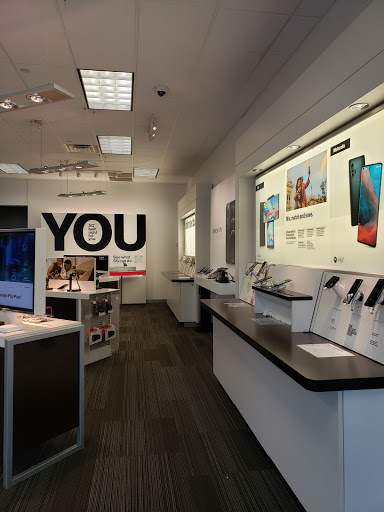 Cell Phone Store «Verizon», reviews and photos, 70 Worcester-Providence Turnpike, Millbury, MA 01527, USA