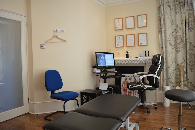 Reviews of ProActive clinic in London - Physical therapist