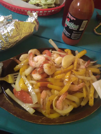 Mexican Grocery Store «La Mexicana Grocery Store», reviews and photos, 31 W 9 Mile Rd, Pensacola, FL 32534, USA