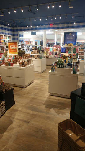 Shopping Mall «Heritage Mall», reviews and photos, 1895 14th Ave SE, Albany, OR 97322, USA