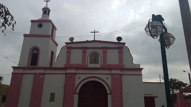 Iglesia De Callejon De Los Espinos - Pueblo Nuevo
