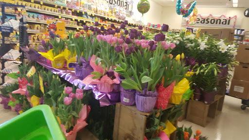 Shopping Mall «Aquidneck Shopping Centre», reviews and photos, 77 E Main Rd, Middletown, RI 02842, USA