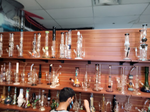 Tobacco Shop «American Smoke & Vape», reviews and photos, 217 E Army Trail Rd, Glendale Heights, IL 60139, USA