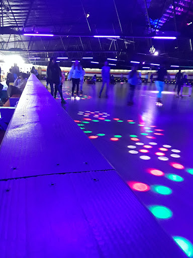 Roller Skating Rink «Western Skateland», reviews and photos, 930 W 17th St, Bloomington, IN 47404, USA