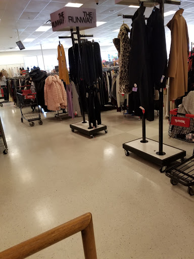Department Store «T.J. Maxx», reviews and photos, 14651 Ventura Blvd, Sherman Oaks, CA 91403, USA