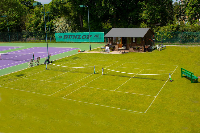 Rawdon Golf & Lawn Tennis Club Open Times
