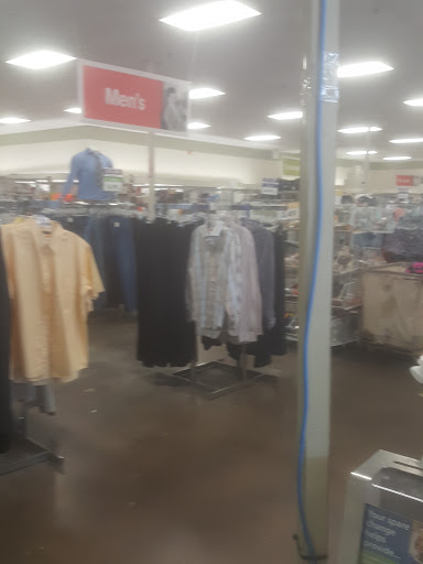 Thrift Store «Goodwill Store», reviews and photos, 7812 Lake June Rd, Dallas, TX 75217, USA
