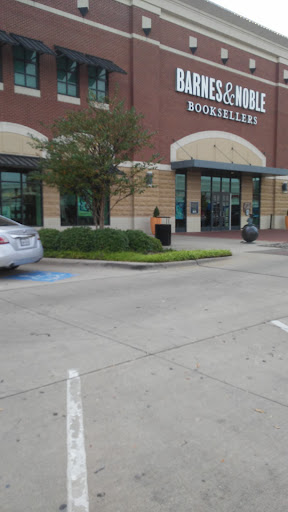 Book Store «Barnes & Noble Booksellers Hillside Village», reviews and photos, 305 Farm to Market Road 1382 #520, Cedar Hill, TX 75104, USA