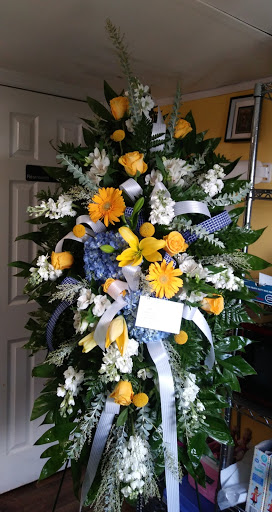 Florist «Evans Florist», reviews and photos, 410 1st Ave E, Oneonta, AL 35121, USA