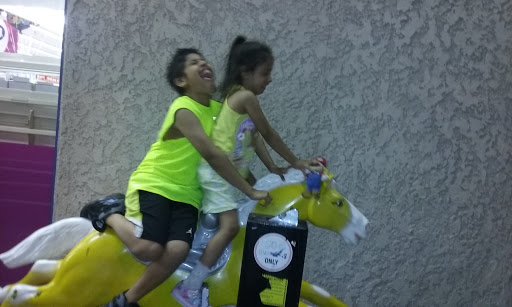 Discount Store «99 Cents Only Stores», reviews and photos, 2450 E Chapman Ave, Fullerton, CA 92831, USA