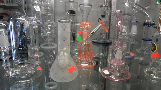 Tobacco Shop «One Love Tobacco & Gifts», reviews and photos, 7116 Gulf Blvd, St Pete Beach, FL 33706, USA