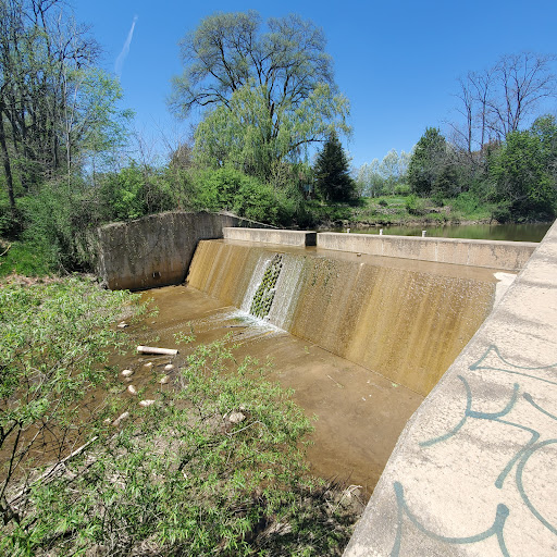 Nature Preserve «Carpenter Lake Nature Preserve», reviews and photos, 27101-27215 W 10 Mile Rd, Southfield, MI 48033, USA