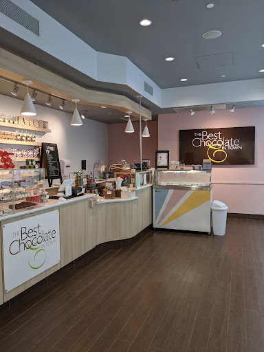 Chocolate Shop «Best Chocolate In Town», reviews and photos, 880 Massachusetts Ave, Indianapolis, IN 46204, USA