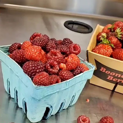 Produce Market «Boones Ferry Berry Farms», reviews and photos, 19602 NE Boones Ferry Rd, Hubbard, OR 97032, USA
