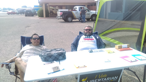 Tobacco Shop «Dirt City Smoke Shop», reviews and photos, 3626 50th St, Lubbock, TX 79413, USA