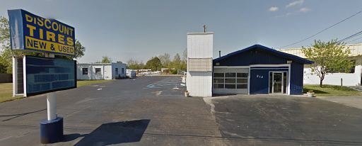 Used Tire Shop «Discount Auto & Tire Shop», reviews and photos, 212 W Pembroke Ave, Hampton, VA 23669, USA