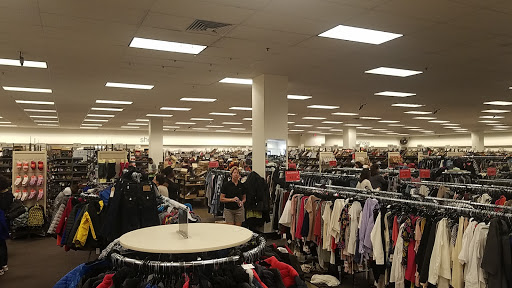 Department Store «Nordstrom Rack Legacy Village», reviews and photos, 25149 Cedar Rd, Lyndhurst, OH 44124, USA