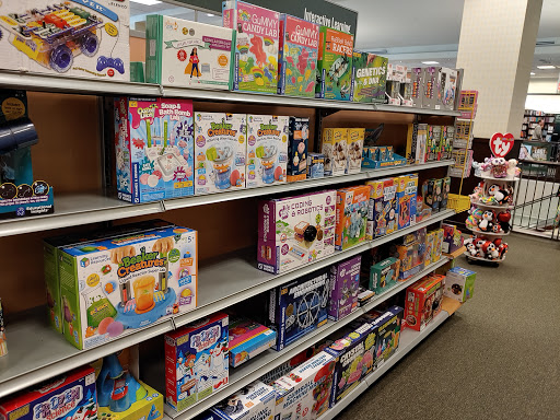 Book Store «Barnes & Noble Booksellers Clackamas Town Ctr Mall», reviews and photos, 12000 SE 82nd Ave, Portland, OR 97086, USA