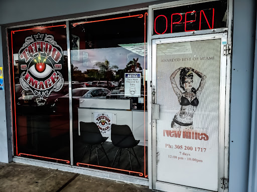 Tattoo Shop «Tattoo Image», reviews and photos, 1550 W 84th St #12, Hialeah, FL 33014, USA