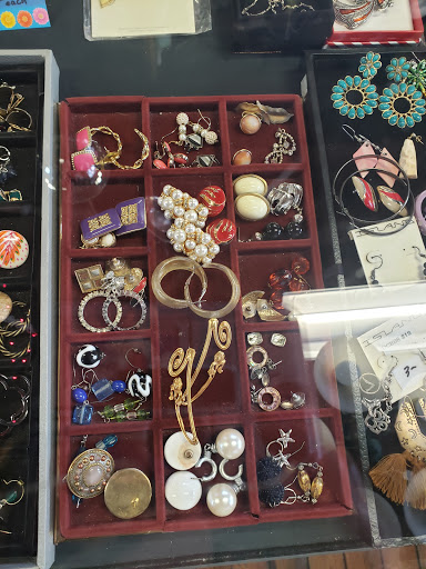 Thrift Store «That Nothing Be Lost Thrift», reviews and photos, 16 Franciscan Way, Garrison, NY 10524, USA