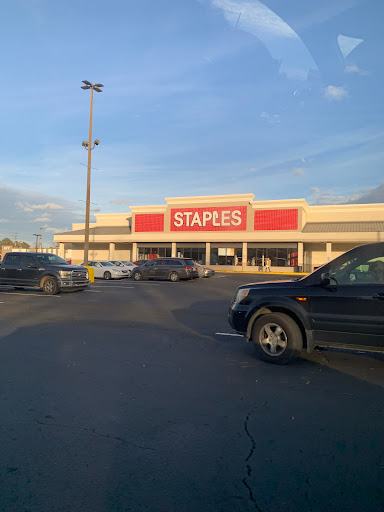 Office Supply Store «Staples», reviews and photos, 3600 N Duke St, Durham, NC 27704, USA