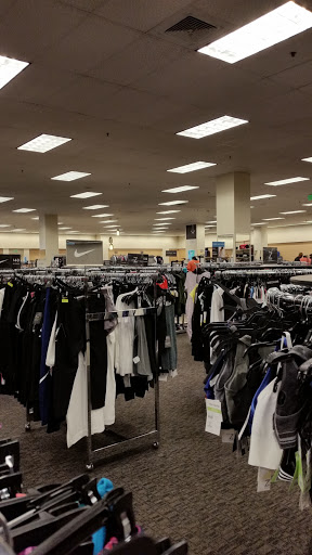 Department Store «Nordstrom Rack Annapolis Harbour Center», reviews and photos, 2540 Solomons Island Rd, Annapolis, MD 21401, USA