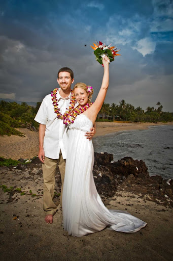 Bridal Shop «ELEGANT TAILORING AND BRIDAL», reviews and photos, 103 Serra Way, Milpitas, CA 95035, USA