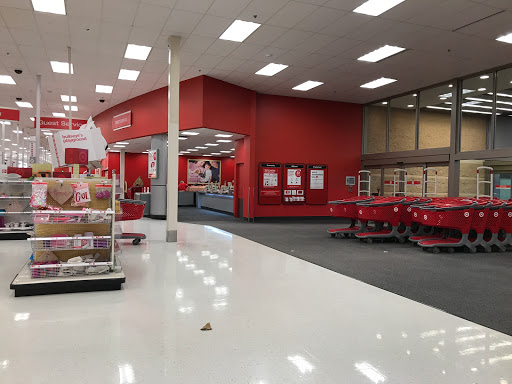 Department Store «Target», reviews and photos, 91 Taunton St, Plainville, MA 02762, USA