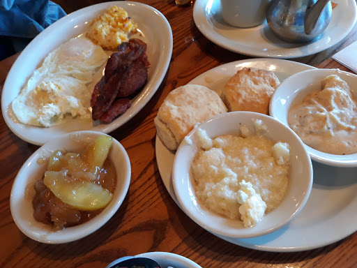 American Restaurant «Cracker Barrel Old Country Store», reviews and photos, 2421 Old Country Inn Dr, Caseyville, IL 62232, USA