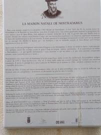 Maison de Nostradamus du Restaurant français Le Café de la Place à Saint-Rémy-de-Provence - n°6