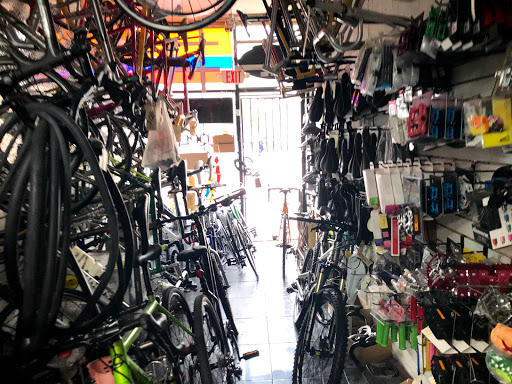 Used Bicycle Shop «Willie’s Bicycle», reviews and photos, 3210 NE 2nd Ave, Miami, FL 33137, USA