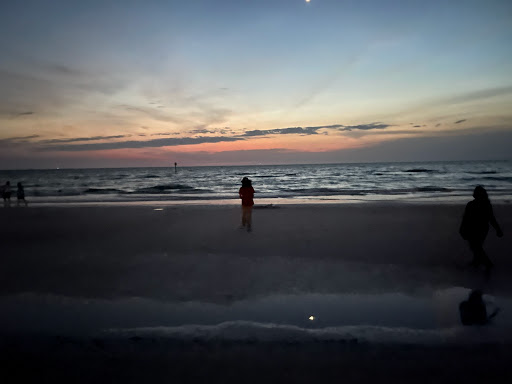 Coffee Shop «Barefoot Beach House», reviews and photos, 332 S Gulfview Blvd, Clearwater, FL 33767, USA