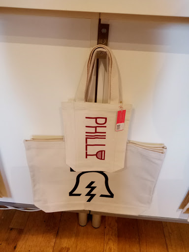 Gift Shop «Philadelphia Independents», reviews and photos, 35 N 3rd St, Philadelphia, PA 19106, USA